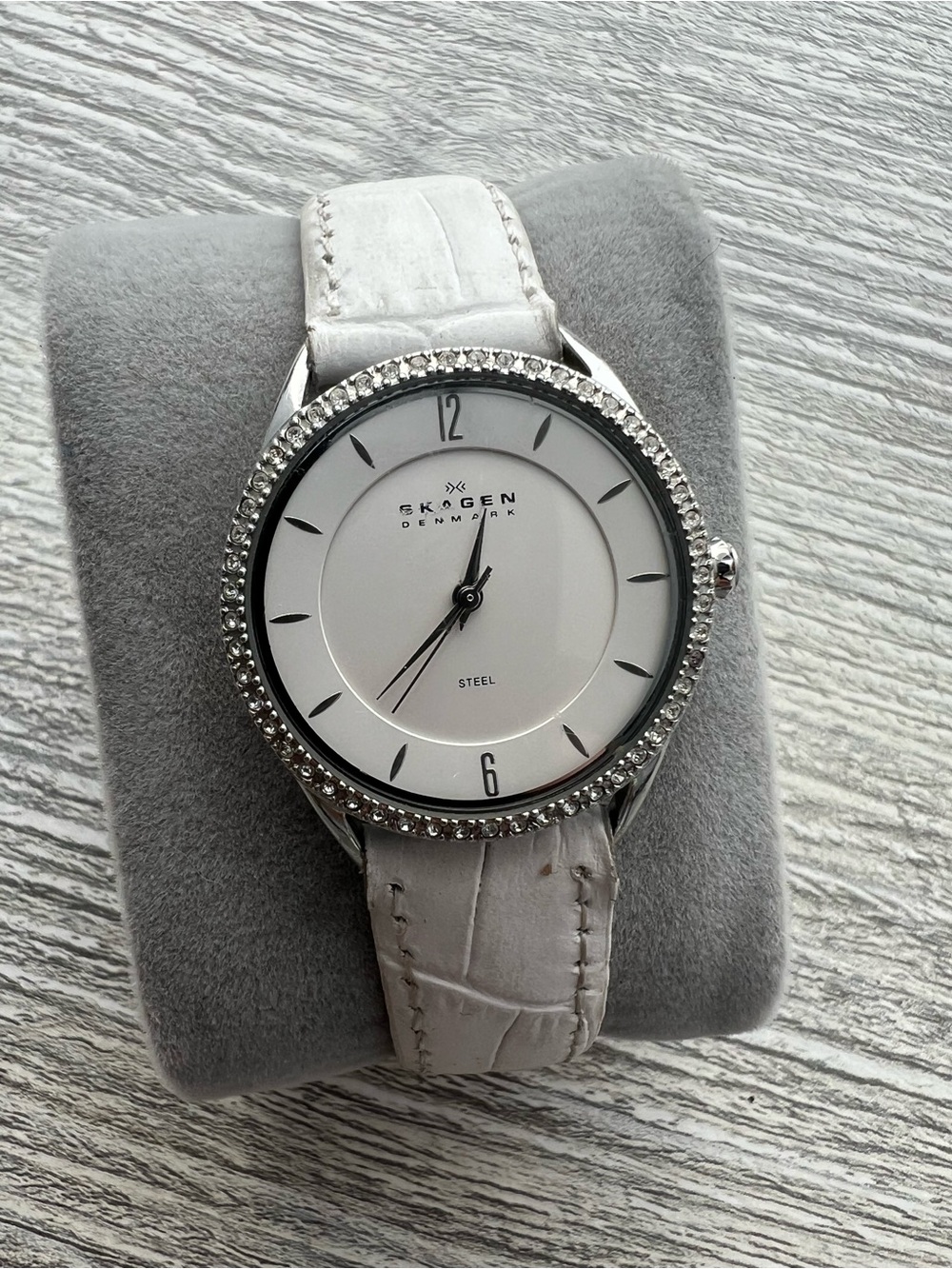 Skagen Silver and White Crystal-Trim Leather Strap Watch